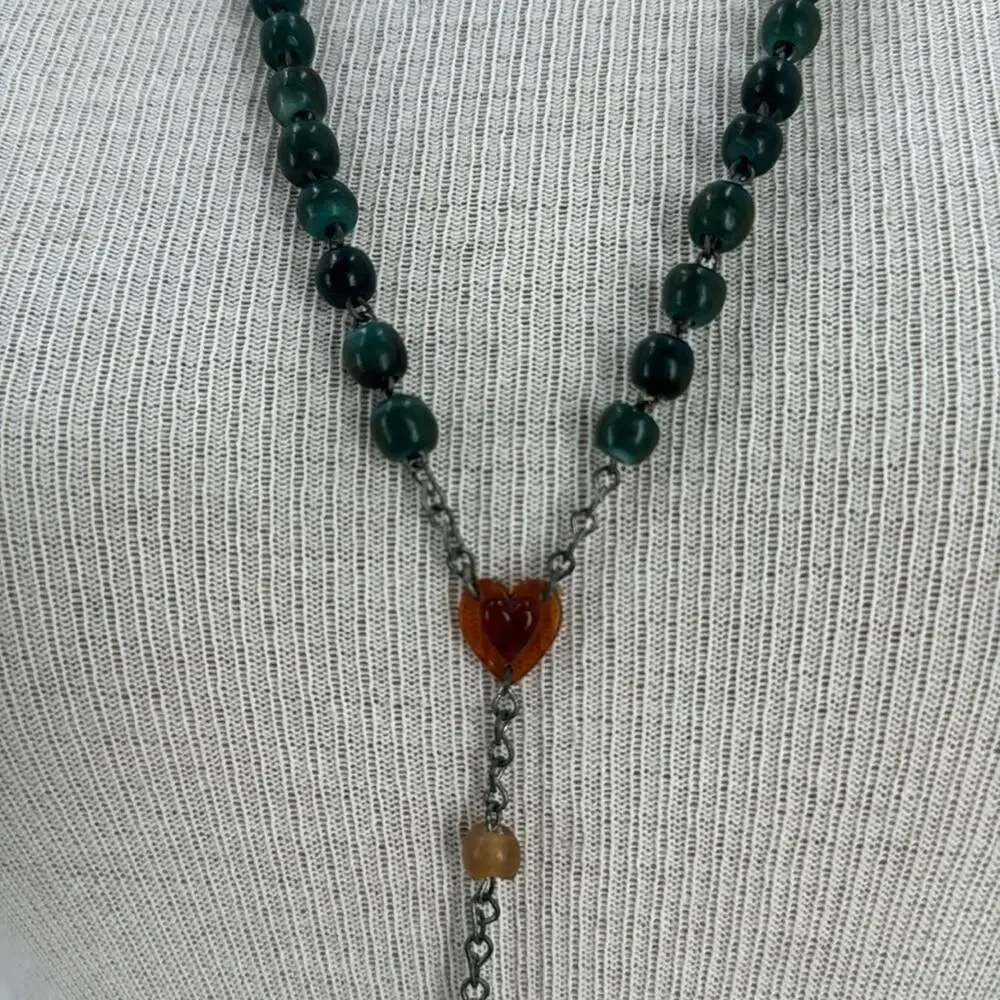 Vintage 1950s plastic/ horn rosary